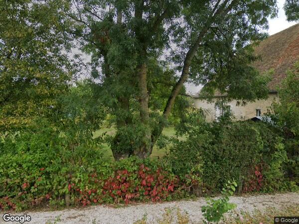 UNE MAISON D'HABITATION