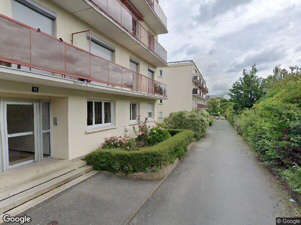 UN APPARTEMENT DE TYPE 3 + UNE CAVE + UN EMPLACEMENT DE PARKING