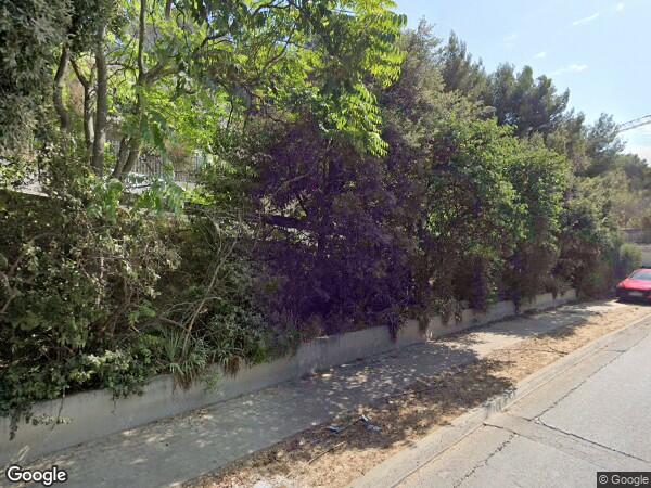 UN  APPARTEMENT DE TYPE 4