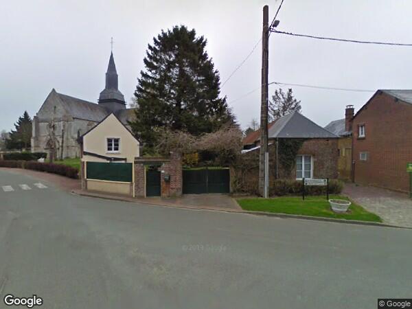 UNE MAISON À USAGE D'HABITATION