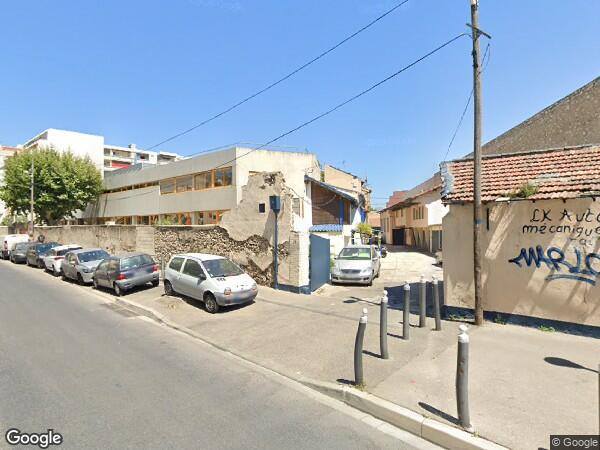 UN  APPARTEMENT DE TYPE 3 ET UN EMPLACEMENT DE PARKING