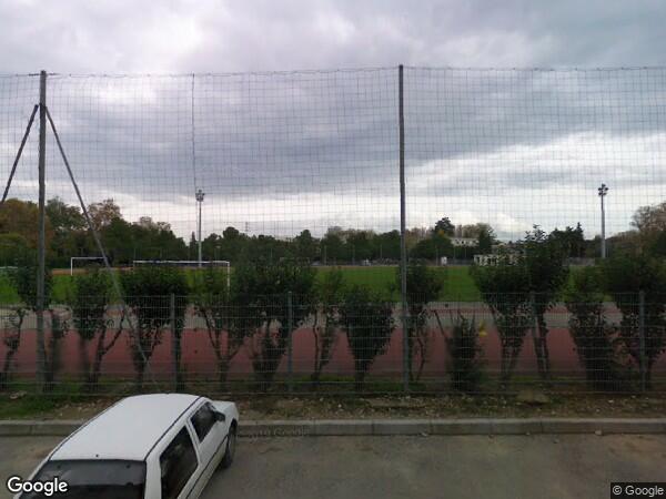 UN  APPARTEMENT DE TYPE F5 AVEC UN CELLIER