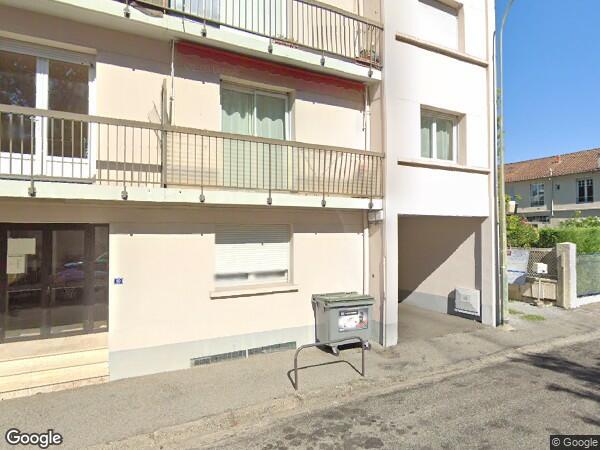 UN  APPARTEMENT T3 AVEC GARAGE ET CAVE