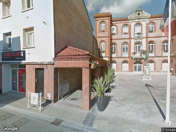 DES FONDATIONS AVEC DALLE POUR IMPLANTER UNE MAISON AVEC GARAGE