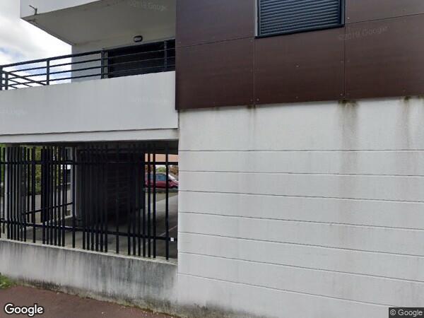 UN  APPARTEMENT AVEC PARKING