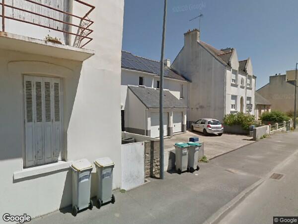 UNE MAISON D'HABITATION