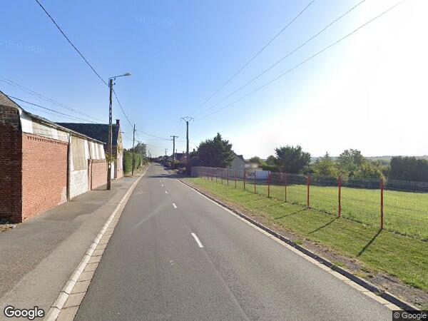 UNE MAISON À USAGE D'HABITATION