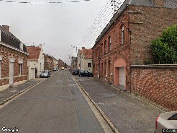 UN ENSEMBLE IMMOBILIER À USAGE COMMERCIAL