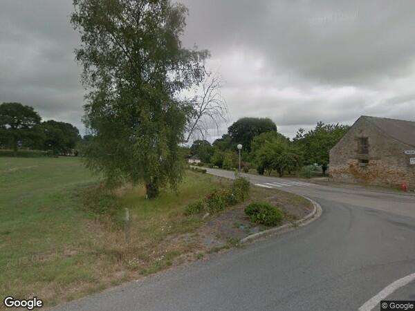 UNE MAISON D'HABITATION