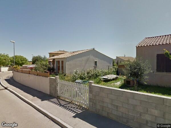 UNE MAISON D'HABITATION