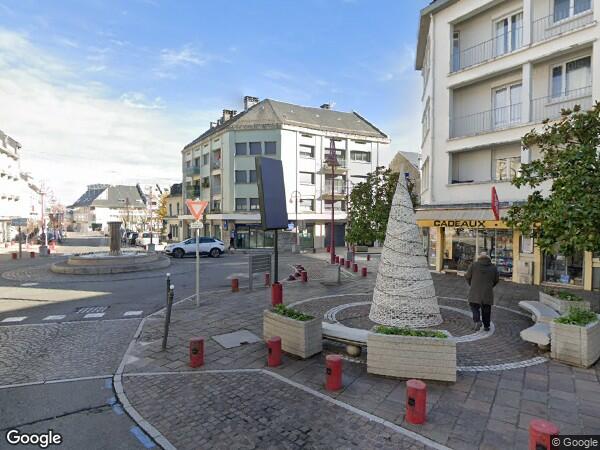 UN LOCAL PROFESSIONNEL ET/OU D'HABITATION