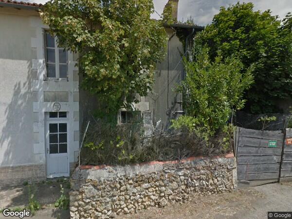 UNE MAISON D'HABITATION