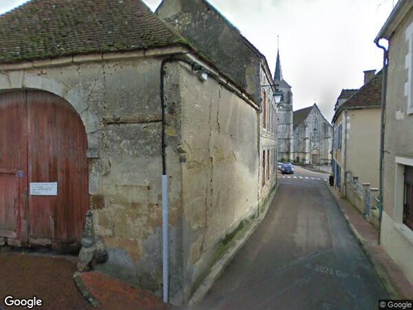 UN ENSEMBLE DE BATIMENTS