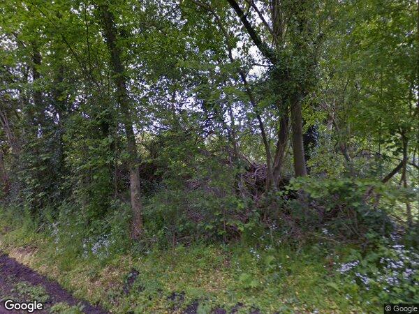 UNE MAISON À USAGE D'HABITATION