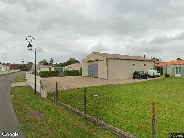 UNE MAISON D'HABITATION