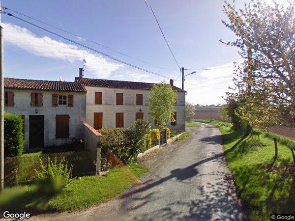 UN ENSEMBLE IMMOBILIER