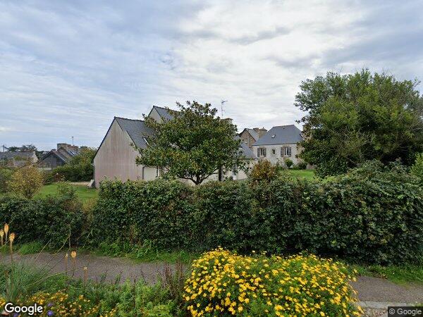 UN APPARTEMENT AVEC UNE CAVE