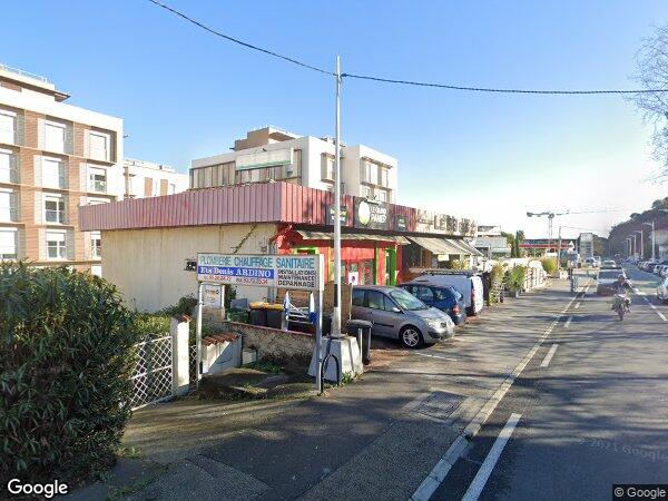 UN APPARTEMENT AVEC UN GARAGE