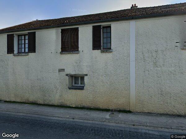 UNE MAISON D'HABITATION
