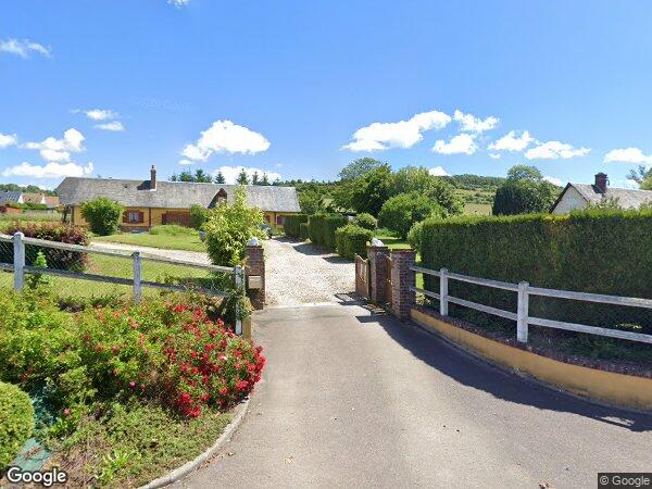 UNE MAISON D'HABITATION
