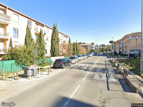 UN APPARTEMENT DE TYPE 2 ET UN EMPLACEMENT DE STATIONNEMENT