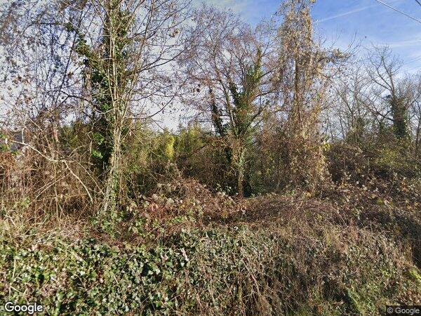 UNE MAISON INDIVIDUELLE À USAGE D'HABITATION