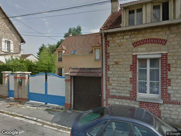 UNE MAISON D'HABITATION