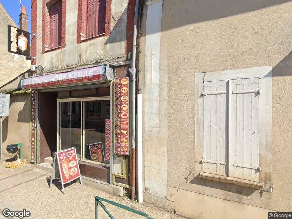 UNE MAISON D'HABITATION