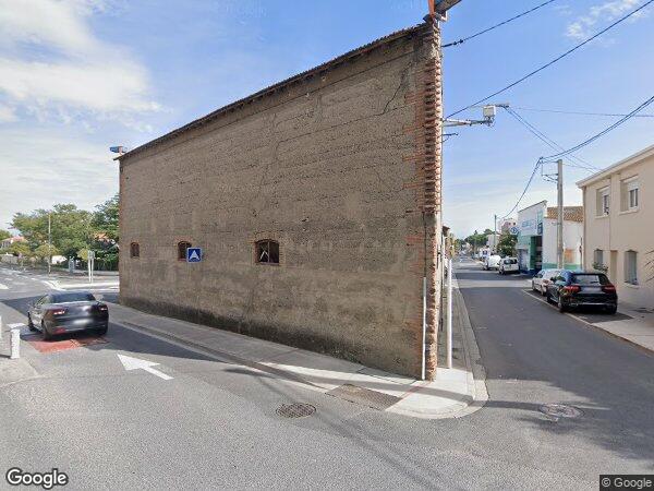 UN  APPARTEMENT DE TYPE T2