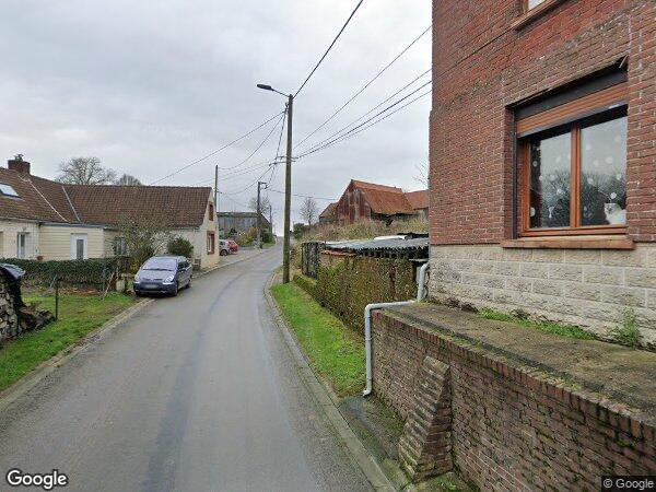 UNE MAISON D'HABITATION (R+2)