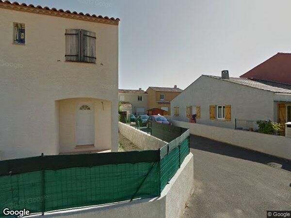 UNE MAISON D'HABITATION