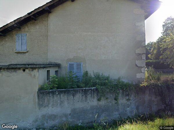 UN ANCIEN CORPS DE FERME