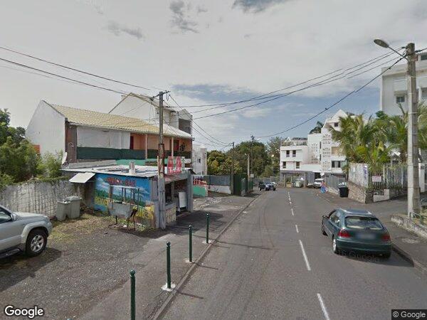 UN APPARTEMENT DE TYPE T3 AVEC UNE PLACE DE PARKING