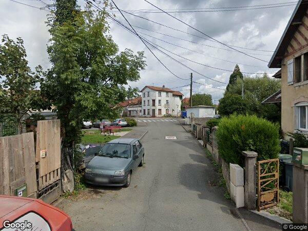 UNE MAISON D'HABITATION