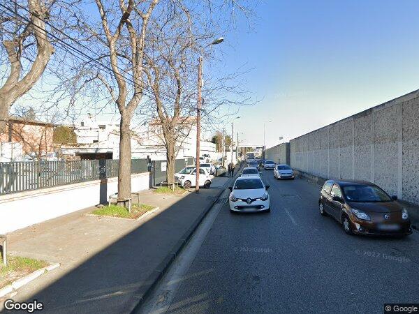 UN APPARTEMENT ET UNE CAVE