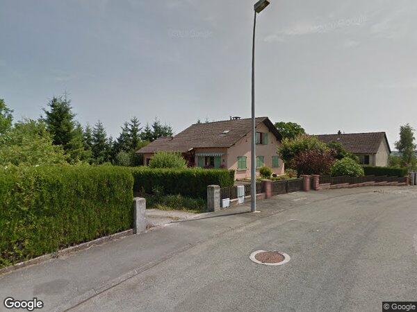 UNE MAISON D'HABITATION