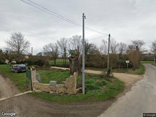 UNE MAISON D'HABITATION