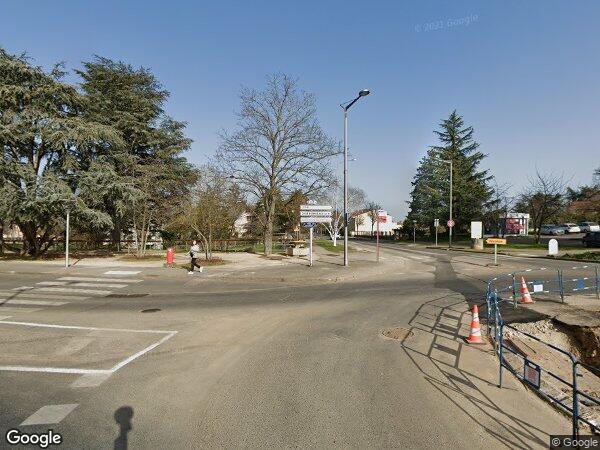 UNE MAISON D'HABITATION