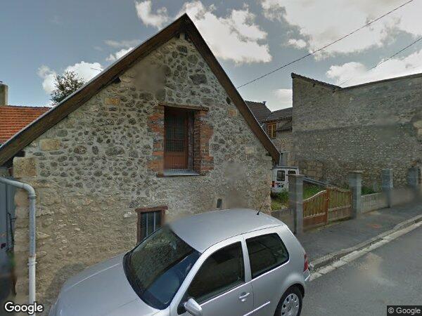 UN ENSEMBLE IMMOBILIER