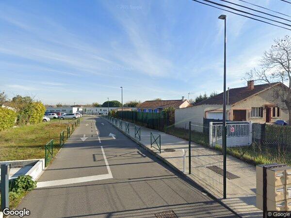 UNE MAISON D'HABITATION DE PLAIN-PIED