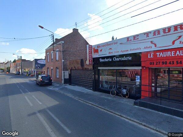 UN IMMEUBLE A USAGE MIXTE