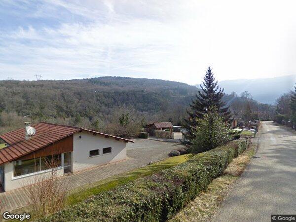 UNE MAISON D'HABITATION