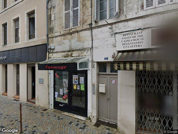 UNE MAISON D'HABITATION ET MAGASIN