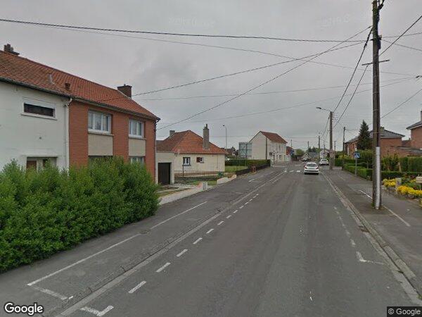 UNE MAISON À USAGE D'HABITATION