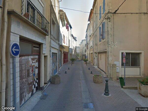 UNE MAISON D'HABITATION