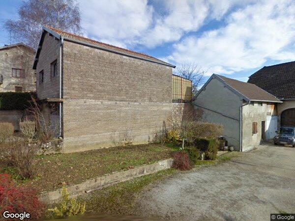 UNE MAISON D'HABITATION