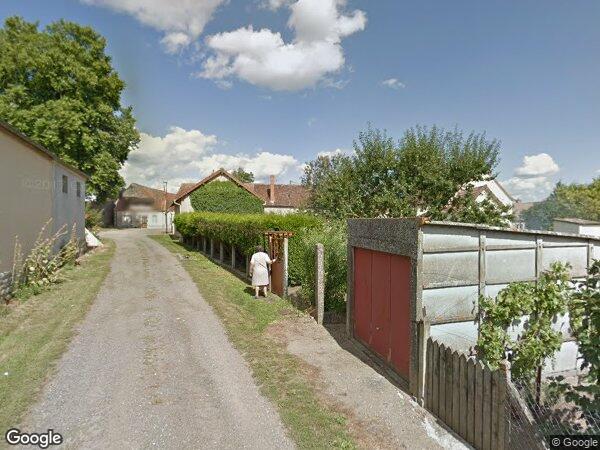 UNE MAISON D’HABITATION