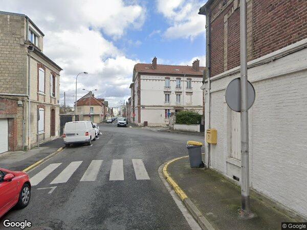 UNE MAISON D'HABITATION