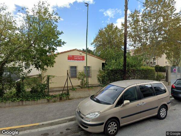 UNE MAISON À USAGE D'HABITATION