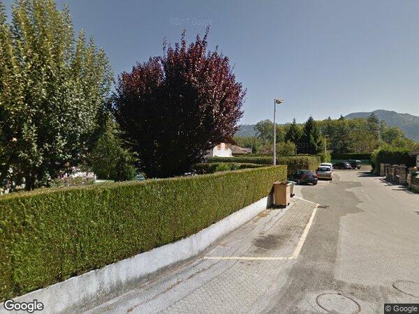 UNE MAISON MITOYENNE